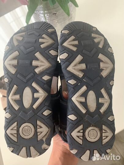 Сандалии доя мальчика (30 размер и 33 размер
