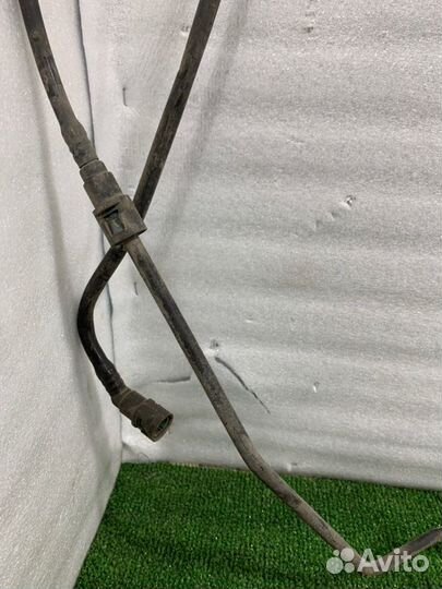 Трубка топливная Opel Vectra седан Z18XE 2005