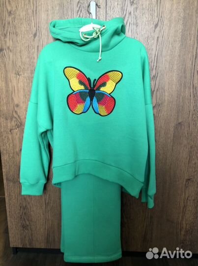 Спортивный костюм