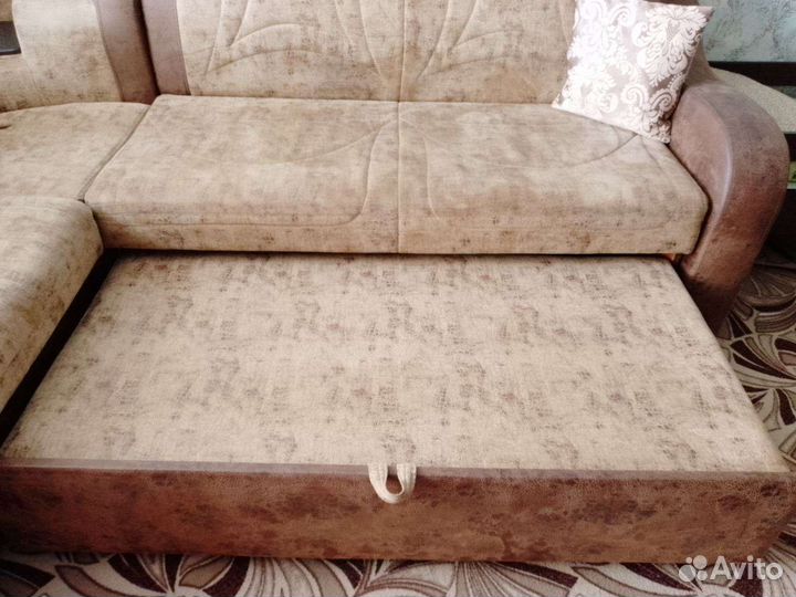 Угловой диван