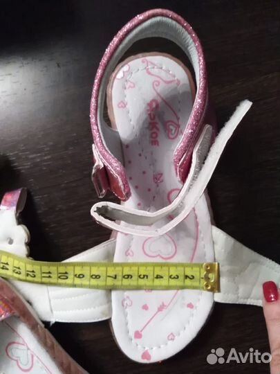 Сандалии для девочки 29 размер новые