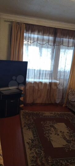 1-к. квартира, 30 м², 3/3 эт.