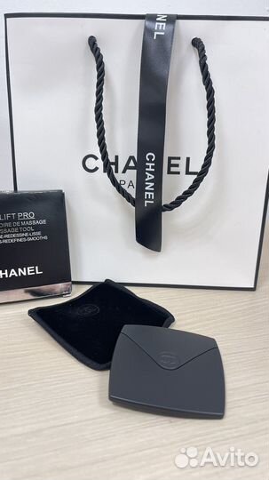 Массажер для лица le lift pro chanel