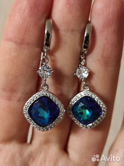 Необычные серьги Серебро с камнем-хамелеоном