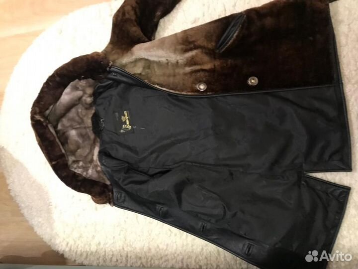 Шуба мутоновая с капюшоном