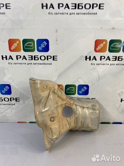 Кожух выпускного коллектора Mazda 3 BL Z6 2012