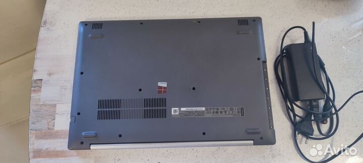 Продам ноутбук Lenovo