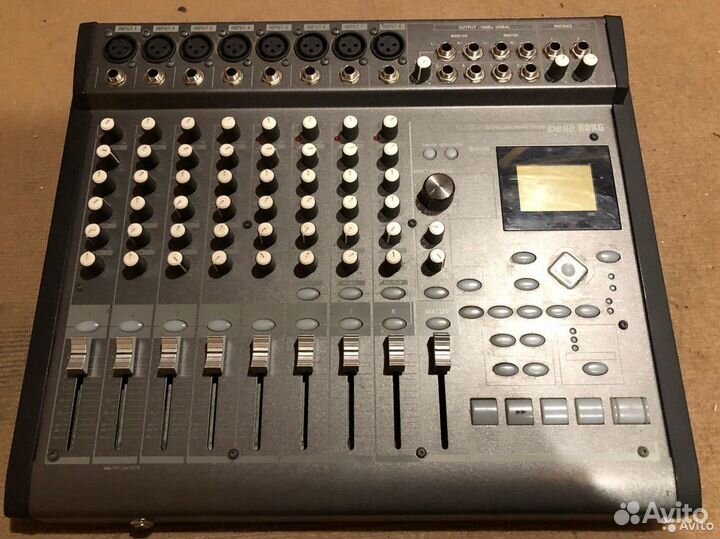 HDD-портастудия Korg D888