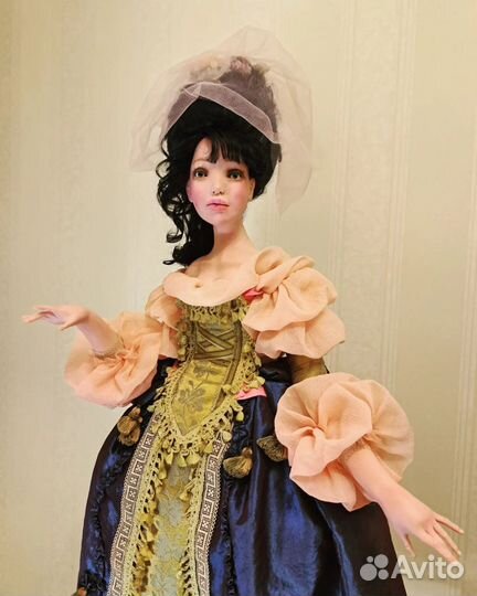 Коллекционная кукла 