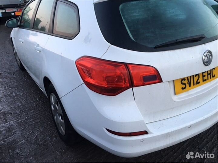 Разбор на запчасти Opel Astra J