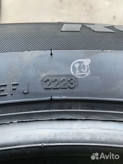 RoadX RX Frost WH02 215/65 R16 98H