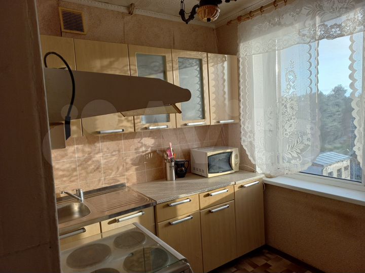 4-к. квартира, 63 м², 5/5 эт.