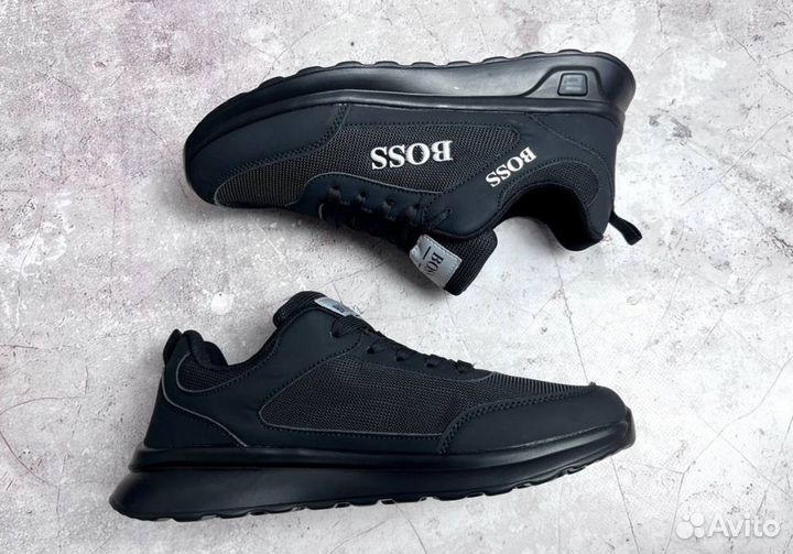 Кроссовки Boss эргономичные