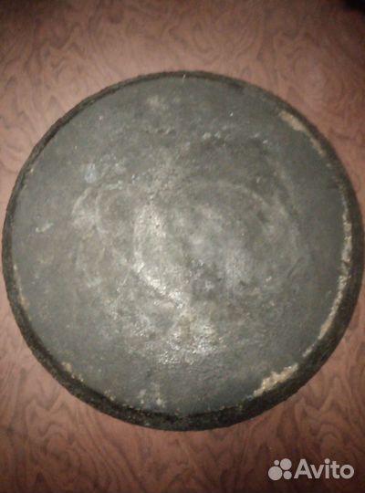 Сковорода чугунная. Таз эмаль