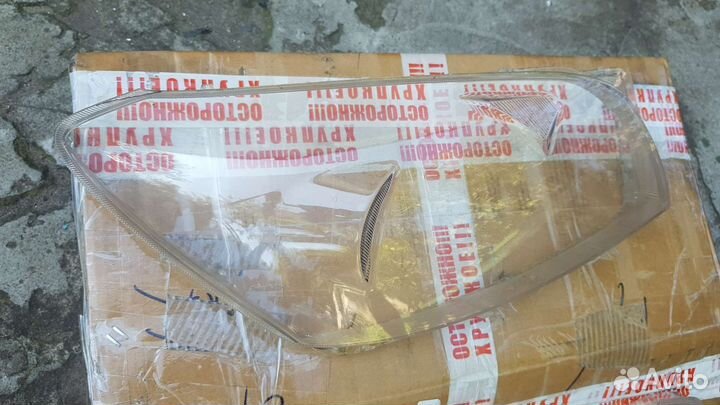 Стекла на фары rav 4