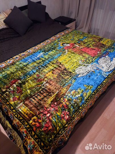 Плюшевый ковер