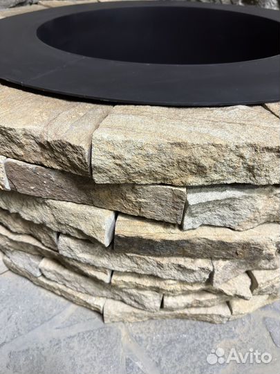 Кострище из природного камня 