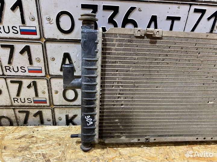 Радиатор охлаждения Daewoo Matiz хетчбэк 2010