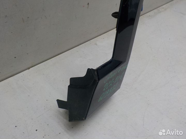 Накладка крыла переднего правого Audi e-tron 2018