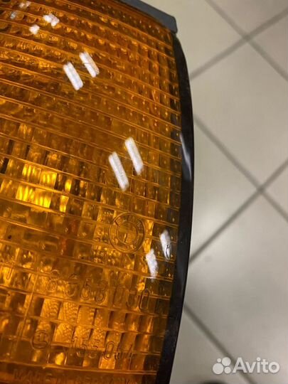 Указатель поворота правый BMW e36 седан USA