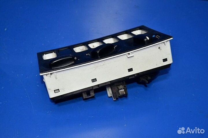 Панель переключателей отопителя кабины scania R-se