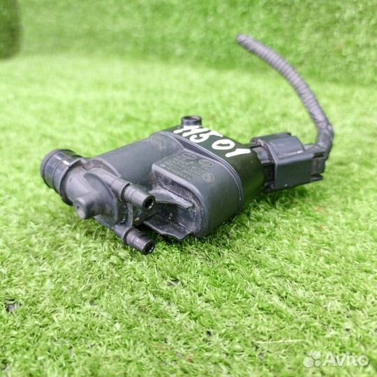 Насос (моторчик) омывателя стекла переднего Kia