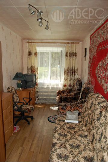 Комната 13 м² в 1-к., 1/3 эт.