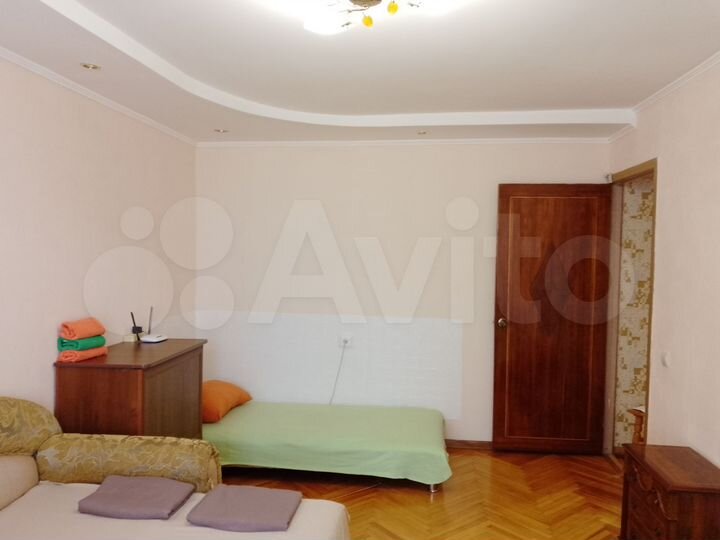 2-к. квартира, 47 м², 4/9 эт.