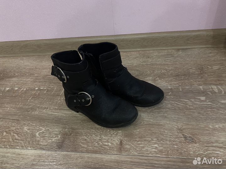 Ботинки для девочки zara