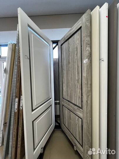 Двери и ламинат