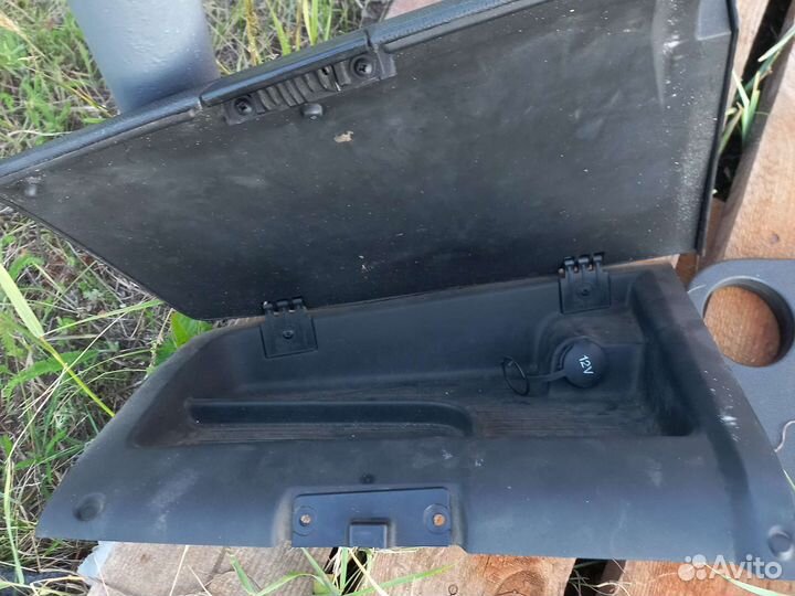 Ford Transit (06-13) бардачки торпеды правый левый