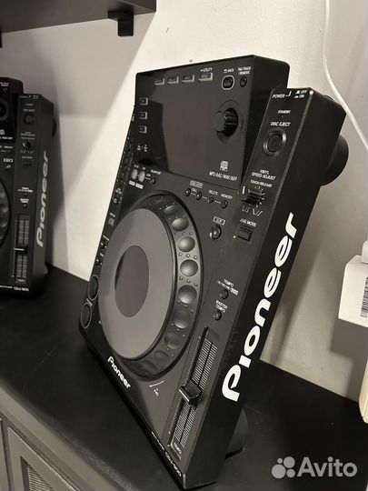 Pioneer CDJ-900