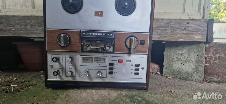 Аратор-Магнитофон времен СССР