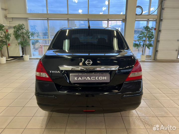 Nissan Tiida 1.6 AT, 2010, 181 350 км