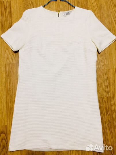 Много платьев