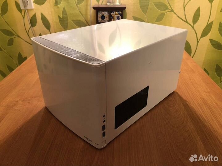 Компактный корпус (sff) Fractal Design Node 304