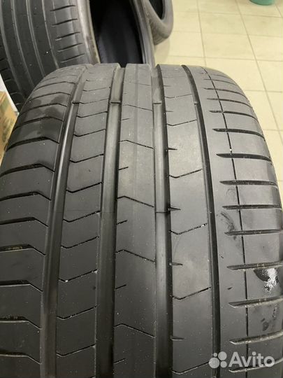 Pirelli P Zero 275/40 R21 и 315/35 R21