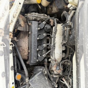 Nissan Presage 2.5 AT, 2002, битый, 140 000 км