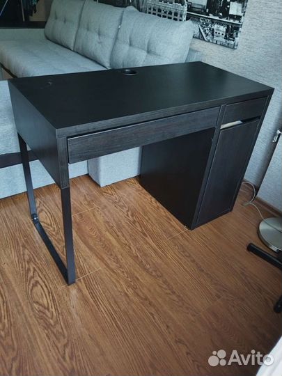 Компьютерный стол IKEA