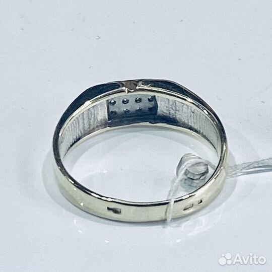 Золотое кольцо с бриллиантами