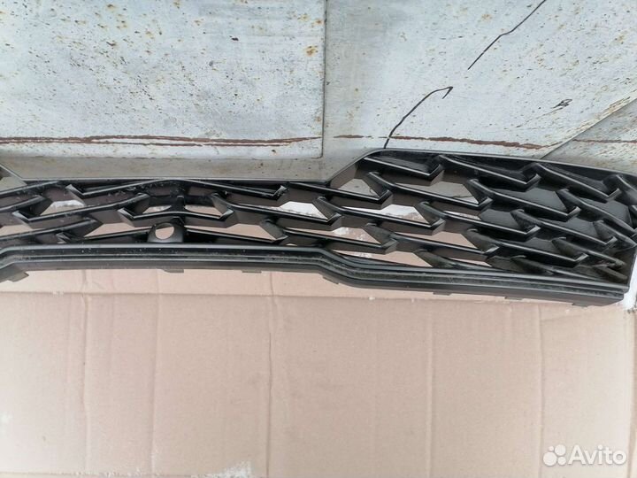 Решетка радиатора Kia K5