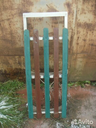 Санки для детей и лыжи