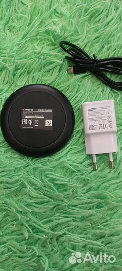 Беспроводная зарядка Samsung