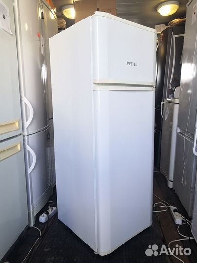 Холодильник 