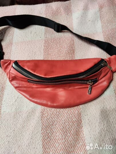 Поясная сумка кожаная