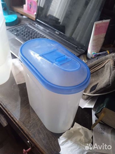 Контейнеры для сыпучих продуктов