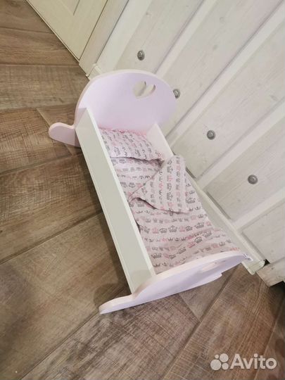 Кроватка для куклы деревянная