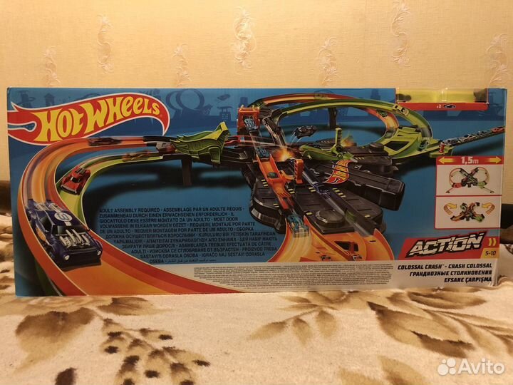 Hot Wheels грандиозные столкновения