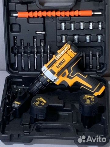 Аккумуляторная дрель шуруповерт dewalt