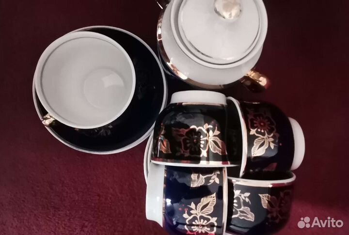 Бокалы, чашки